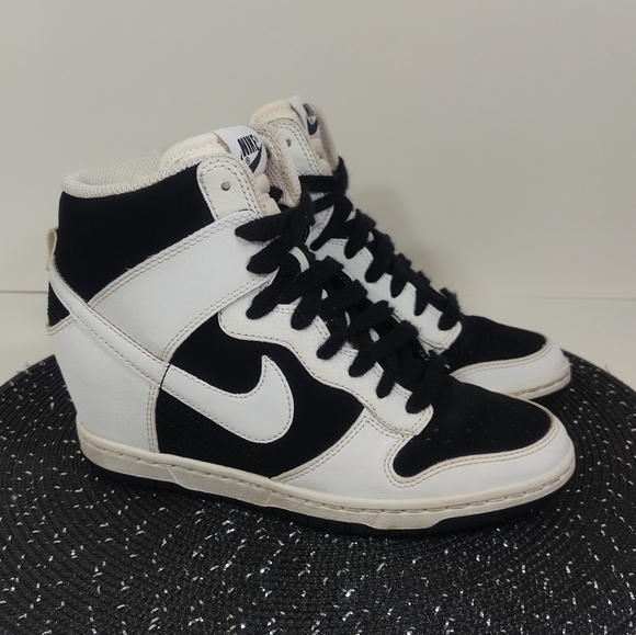 nike dunk sky hi white